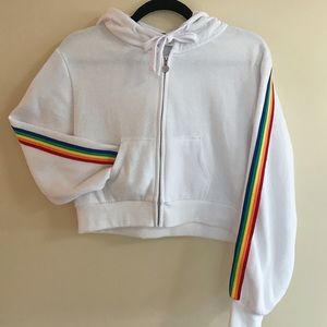 2/15$ 💙Sommer Ray Crop Sweater💙